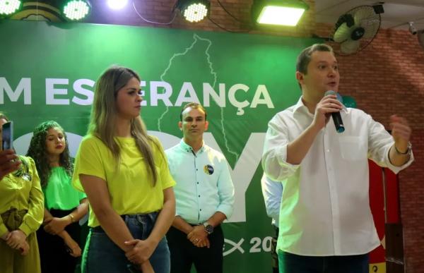 Gessy Fonseca (PSC) e F&aacute;bio S&eacute;rvio (Podemos)(Imagem: Laura Moura /g1)