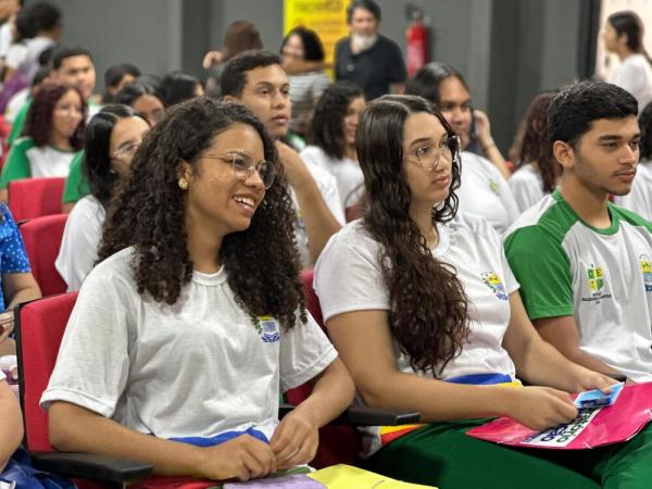 Laborat&oacute;rio de Reda&ccedil;&atilde;o: Estudantes da rede estadual iniciam prepara&ccedil;&atilde;o em busca da excel&ecirc;ncia no Enem 2025(Imagem:Divulga&ccedil;&atilde;o)
