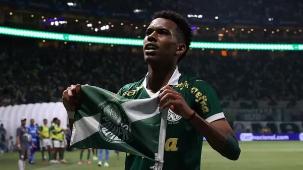 Entenda por que o Palmeiras deve vender Estêvão acima da multa e pode arrecadar mais R$ 110 mi