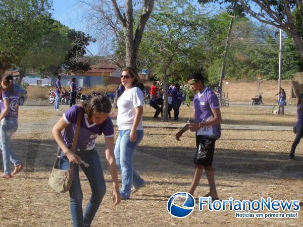 Equipe faz mais uma a&ccedil;&atilde;o social.(Imagem:FlorianoNews)