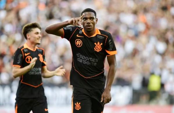 Corinthians identifica potencial de venda e prepara André para ter mais minutos em 2026(Imagem:Marcos Ribolli)
