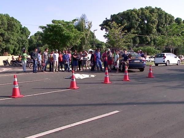 Ciclista morre atropelado por carreta na Zona Leste de Teresina