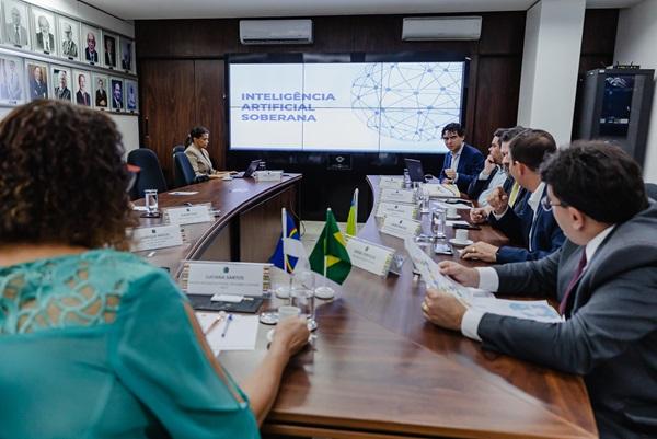 Projeto foi desenvolvido pelo governo do Estado do Piau&iacute;. Governador Rafael Fonteles, formado em Matem&aacute;tica e entusiasta da tecnologia, apresentou plano para ministra Luciana Santo(Imagem:Luara Baggi / MCTI)