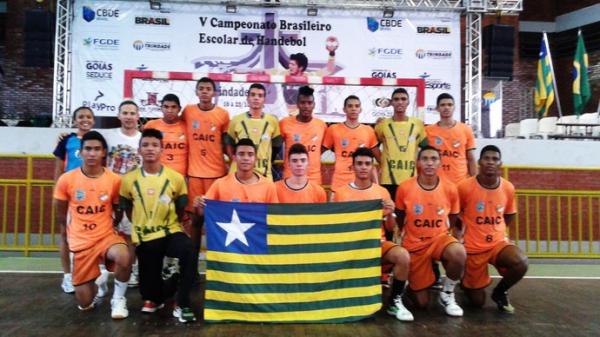 PI é tricampeão brasileiro de handebol escolar e vai a Mundial na França