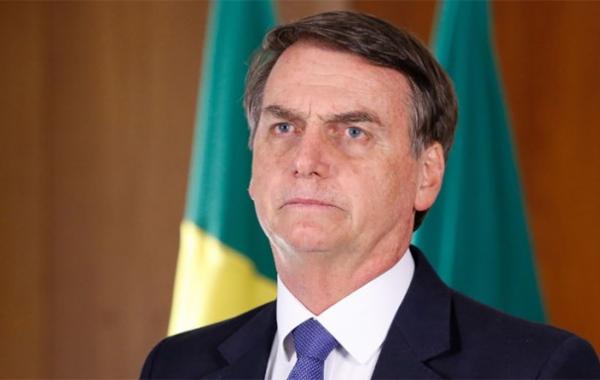 Oposição e aliados criticam Bolsonaro após publicações obscenas em rede social