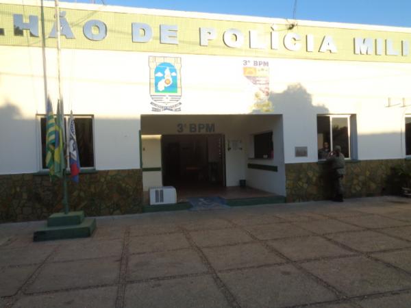 PM recupera motocicleta roubada e apreende suspeitos em Floriano.(Imagem:FlorianoNews)
