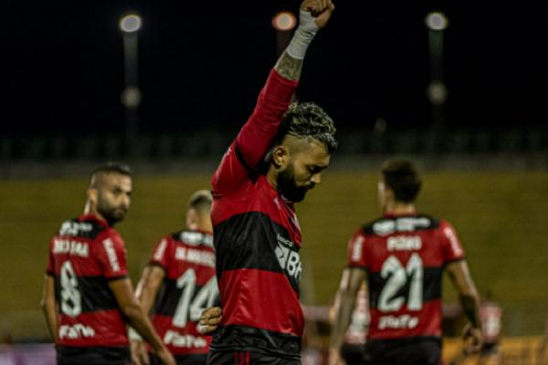 Flamengo supera o Audax e alivia tensão após derrota no clássico do Carioca