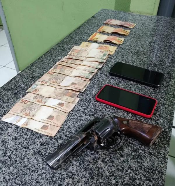 Delegado investiga se dinheiro encontrado com casal morto no Piauí era pagamento de execução