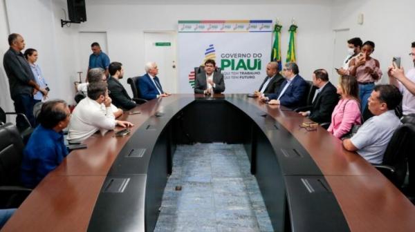 Rafael Fonteles transmite cargo de governador ao vice Them&iacute;stocles Filho.(Imagem:Divulga&ccedil;&atilde;o)