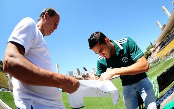 De matador para matador, Evair defende renova&ccedil;&atilde;o com Kardec.(Imagem:Marcos Ribolli / Globoesporte.com)