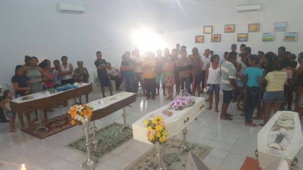 Pai perde quatro filhos e um fica ferido em acidente de carro na PI-142.(Imagem:Cidadeverde.com)