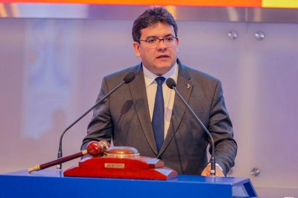 Assembleia Legislativa do Piauí aprova a 15ª viagem oficial de Rafael Fonteles ao exterior