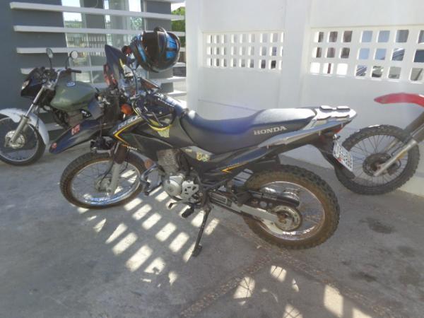 Motociclista morre ap&oacute;s bater contra animal na PI 140.(Imagem:FlorianoNews)