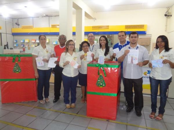 Lan&ccedil;ada em Floriano Campanha Papai Noel dos Correios 2014.(Imagem:FlorianoNews)