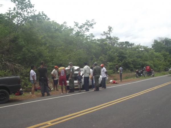 Ciclista entra em &oacute;bito ap&oacute;s atropelamento em Floriano.(Imagem:FlorianoNews)
