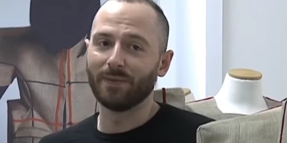 Diretor artístico da Balenciaga pede desculpa por campanha com crianças