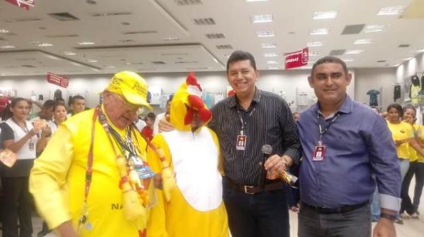 Filial de Floriano apresenta mascote do Madrugadão Paraíba