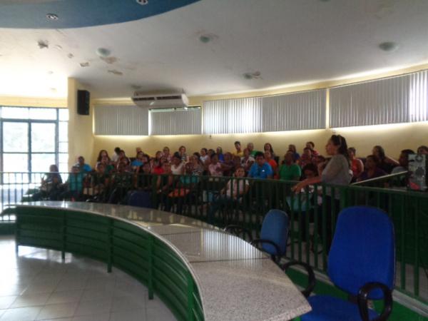 Professores da rede municipal deflagram nova greve em Floriano.(Imagem:FlorianoNews)