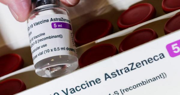 Anvisa recomenda suspender aplicação de vacina AstraZeneca/Oxford em gestantes
