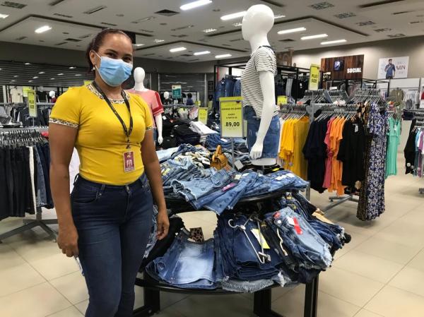 Armazém Paraíba promove a Semana do Jeans em Floriano