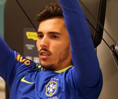 Flamengo negocia com o Santos compra de Zeca