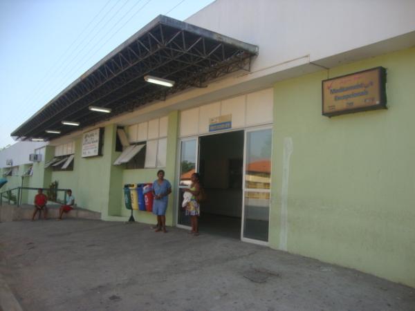 HOSPITAL - APENAS PESSOAS FERIDAS POR QUEDA DE MOTO(Imagem:REDA&Ccedil;&Atilde;O)