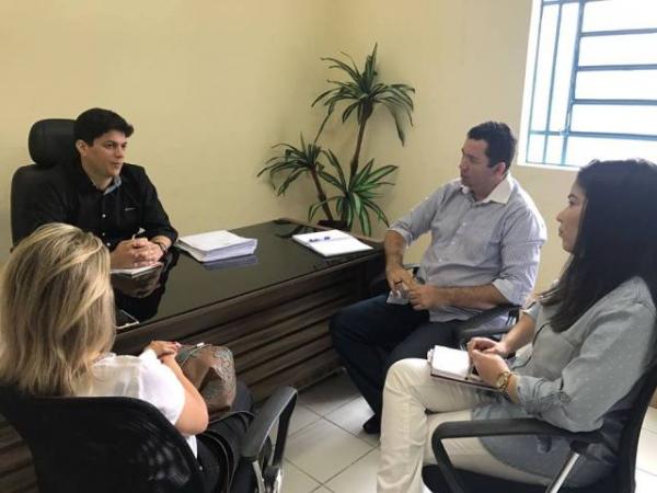 Saúde e Assistência Social discutem ações voltadas para pessoas com deficiência e idosos