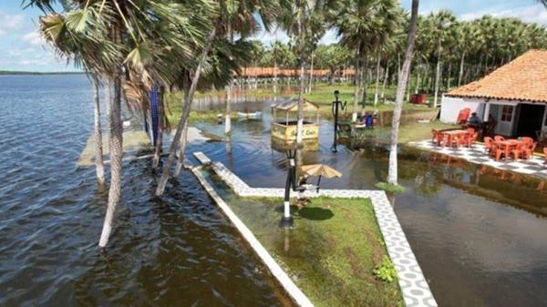  Lagoa do Portinho sangra e trecho da BR 402 segue interditado. (Imagem:Reprodu&ccedil;&atilde;o)