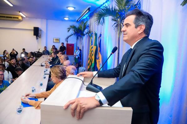 Senador Ciro Nogueira realiza um dia inteiro de reuniões e atende prefeitos, vereadores e lideranças de todo o Piauí (Imagem:Suyane Mesquita / ASCOM)