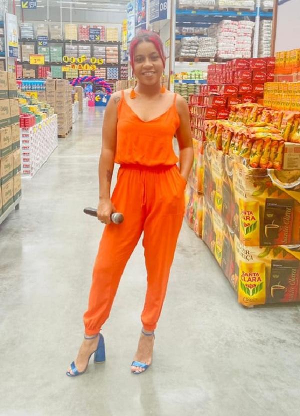 J&eacute;ssica Nunes, locutora do Mix Mateus, em Floriano.(Imagem:Divulga&ccedil;&atilde;o)