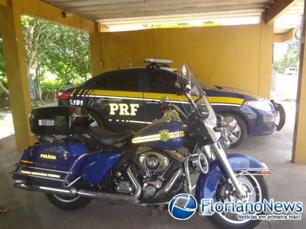 Polícia Rodoviária Federal recebe novas viaturas incluindo e uma moto Harley Davidson