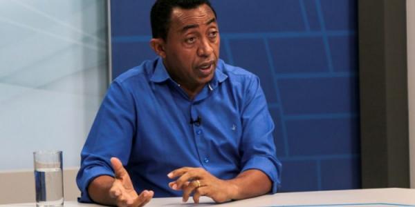 Joel Rodrigues nega desistência de pré-candidatura ao Senado Federal