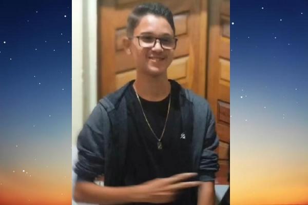 Jovem morre após levar bolada na cabeça durante jogo de futebol no Piauí