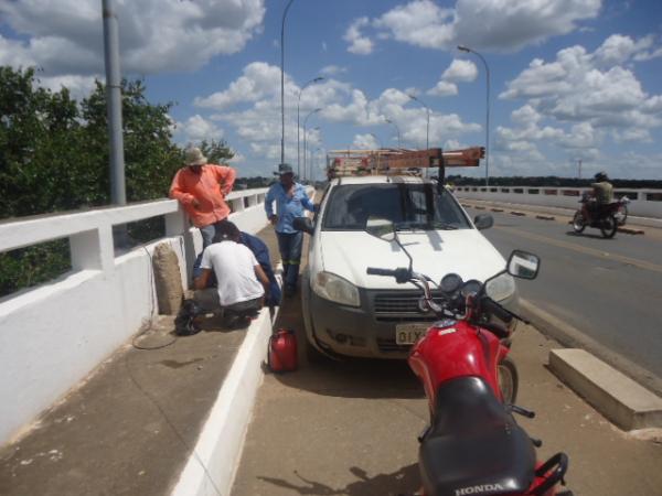 Elementos são presos após roubarem cabos de energia na ponte que liga Floriano a Barão de Grajaú