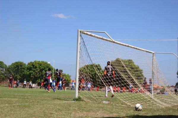 River-PI atua com dois times em cada tempo e vira placar sobre o Piau&iacute;.(Imagem:Renan Morais)