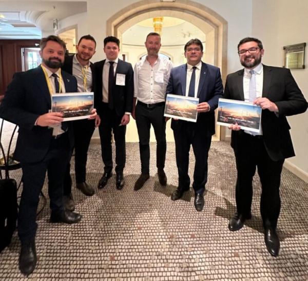 Governador do Piauí visita empresa líder em desenvolvimento de produtos energéticos
