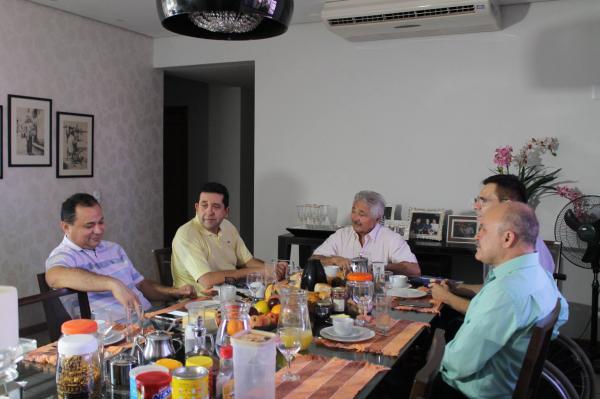 Elmano promete maior participação na pré-campanha de Amadeu