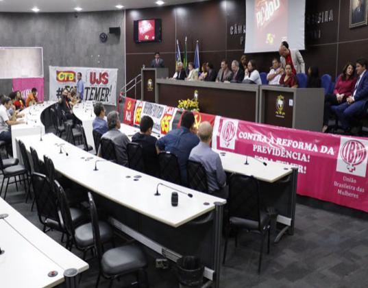 Osmar Júnior diz que PC do B aposta na formação de um bloco para 2018