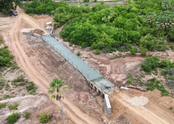 Floriano: Passagem molhada na localidade Rio Branco est&aacute; em fase de conclus&atilde;o(Imagem:Secom)