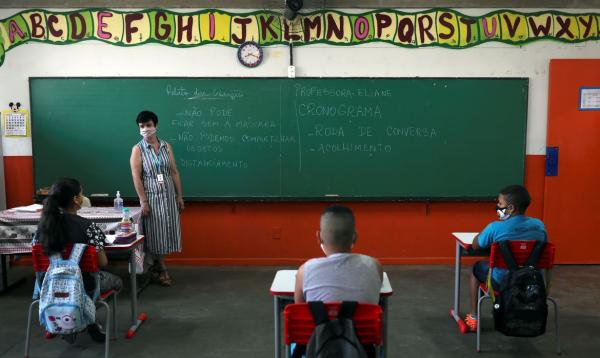 MEC terá plataforma para ajudar planejamento da volta às aulas