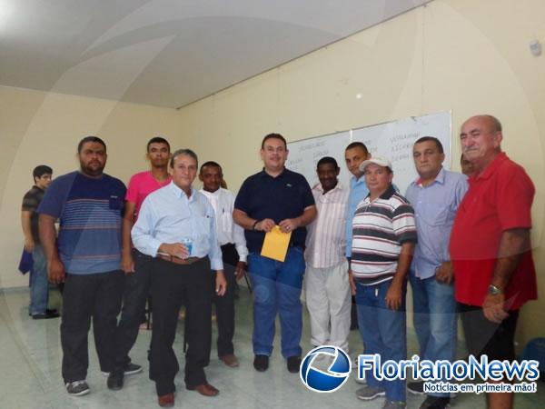 Silas Freire articula pr&eacute;-candidatura em Floriano.(Imagem:FlorianoNews)