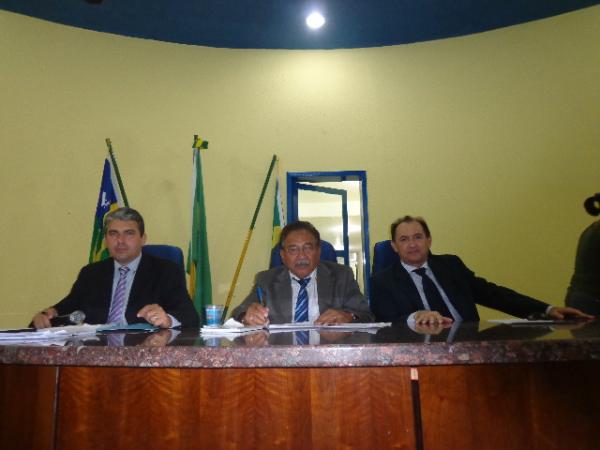 Vereadores: Maur&iacute;cio Bezerra (PTB), Manoel Simpl&iacute;cio (PV) e Ant&ocirc;nio Reis (PSDC).(Imagem:FlorianoNews)
