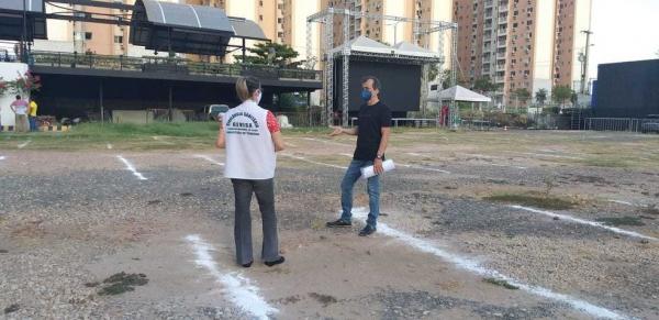 Locais de eventos drive-in são fiscalizados em Teresina após decreto que libera espetáculos