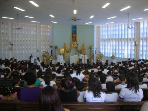 Missa das Crian&ccedil;as - Par&oacute;quia de Nossa Senhora das Gra&ccedil;as - Ibiapaba(Imagem:Reda&ccedil;&atilde;o)