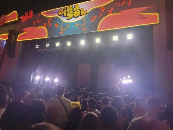 Nação Zumbi, Pitty, Seu Jorge e Gloria Groove animam o público no primeiro dia do festival Girasol