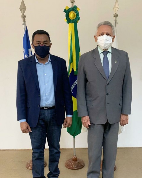 Joel se reúne com o reitor da UFPI e pede novos cursos para o campus de Floriano