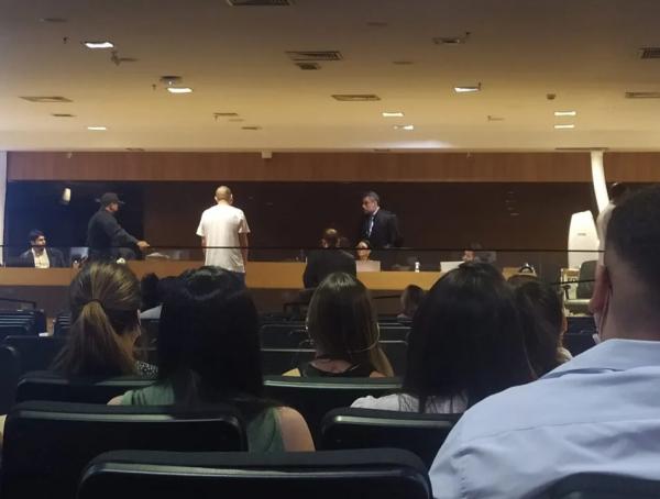 Empresário é condenado a 21 anos e oito meses de prisão por atropelar e matar amiga e ferir namorada