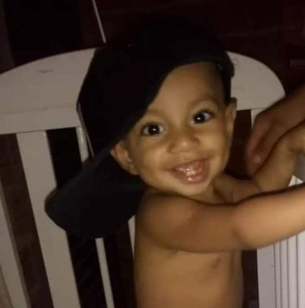 Pais de bebê que teria sido morto durante ritual no Piauí são soltos após oito meses presos
