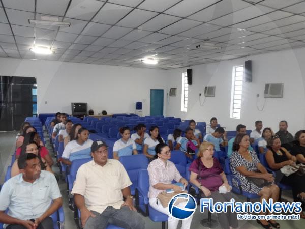  Rotary Club realizou debate sobre a VII Confer&ecirc;ncia da Juventude.(Imagem:FlorianoNews)