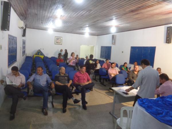 Amucespi re&uacute;ne 15 prefeitos da regi&atilde;o de Floriano em encontro.(Imagem:FlorianoNews)